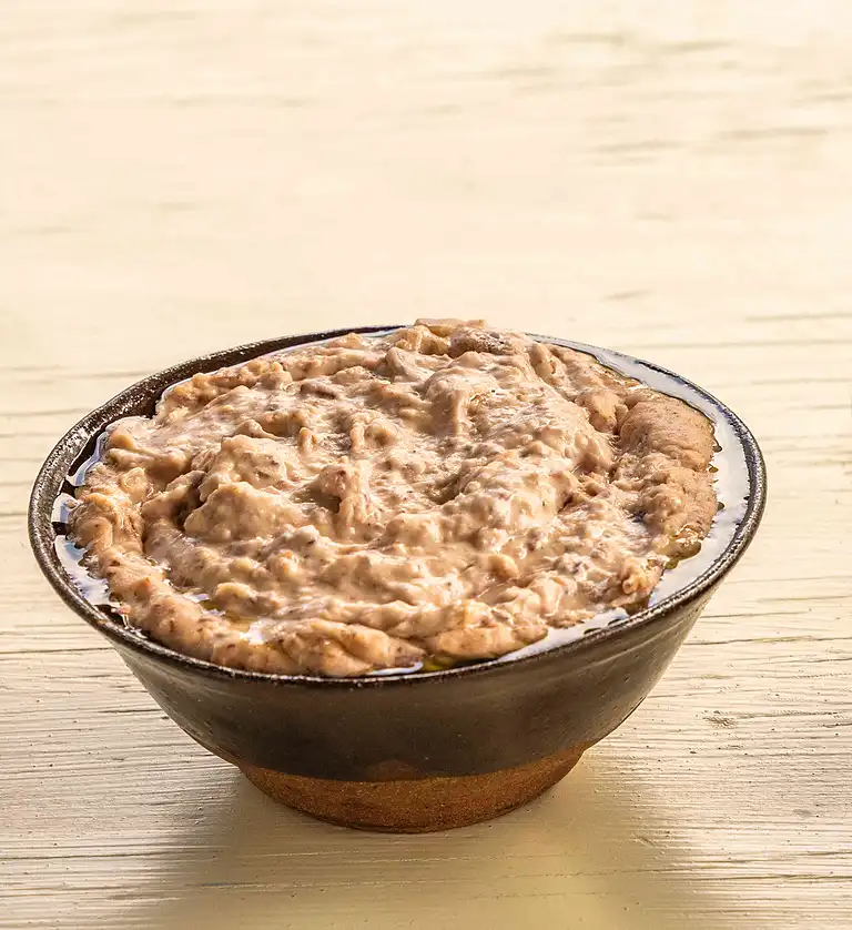 Bagna Cauda spread med sorte oliven og aioli